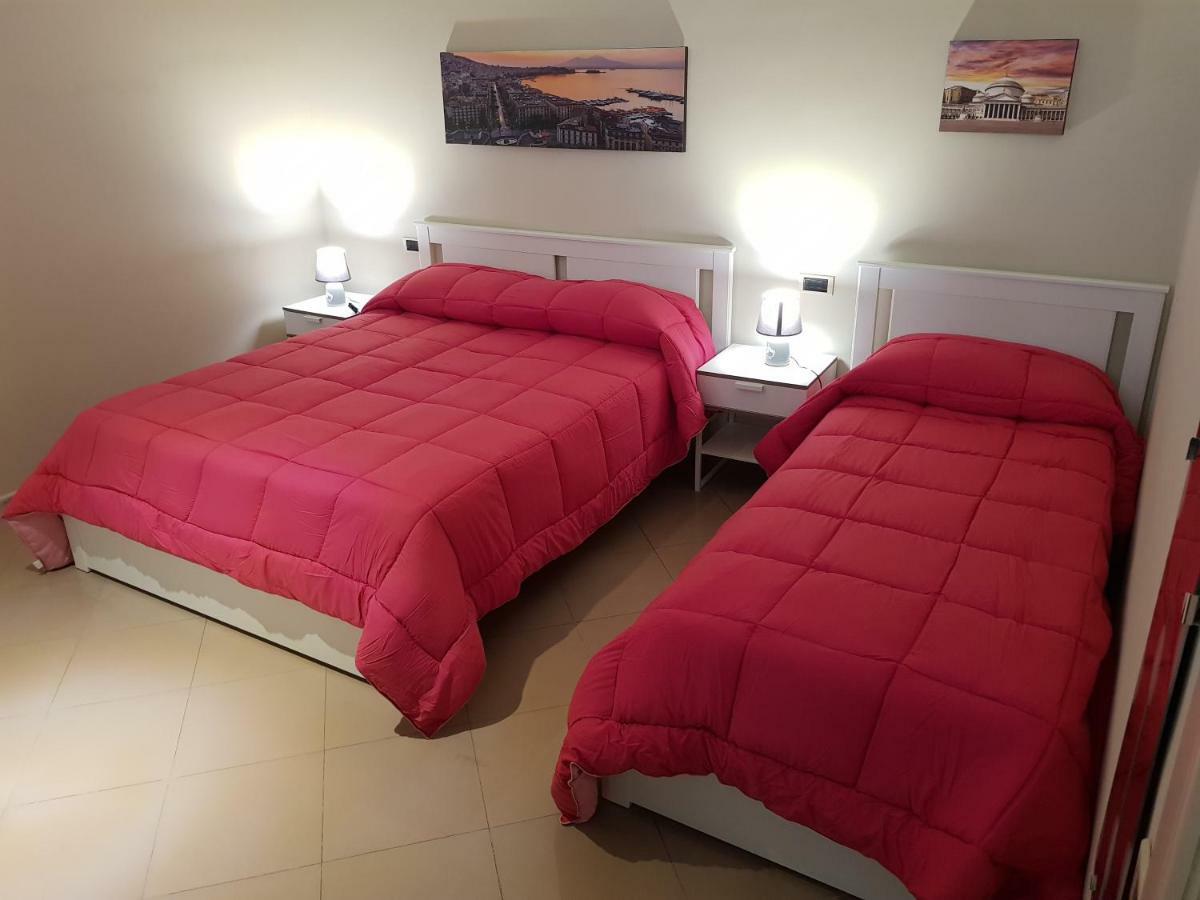 Al Binario Di Napoli Bed & Breakfast Exterior photo